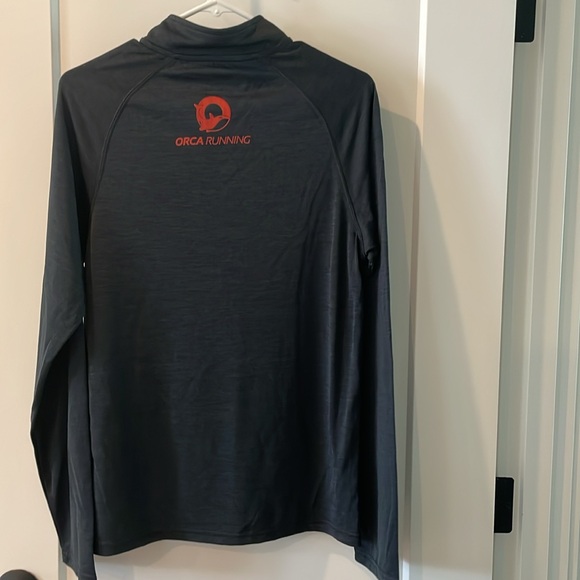 Leslie Jordan womens half zip full sleeve athletic top in size XS NWOT - Picture 2 of 6